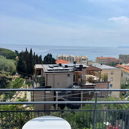 アパート Gioia フィナーレ・リーグレ